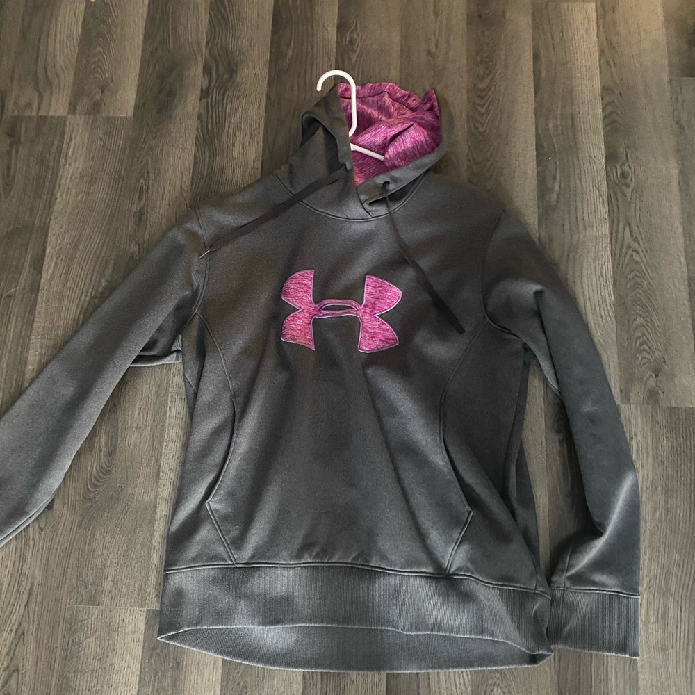 Under Armour Hoodie Size Large